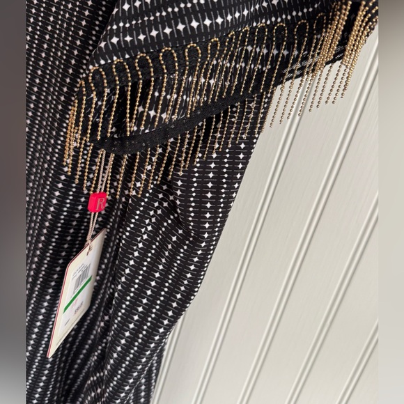 Rafaella Black and White Top Size Large NWT with beaded fringe sleeves - Picture 2 of 6